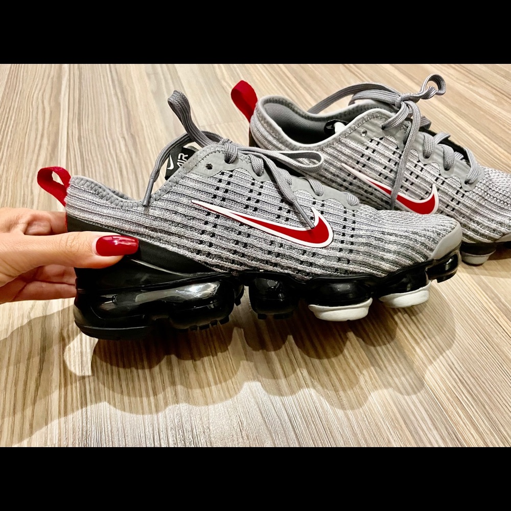 nike air tennis shoes